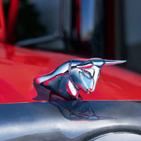 United Pacific - Die-Cast Long Horn Bull Hood Ornament (Chrome)