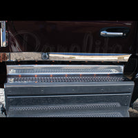 Panelite - Peterbilt 589 Underlit Block Heater Cab Panels (8 x 3/4" Round Amber/Clear LED Lights)