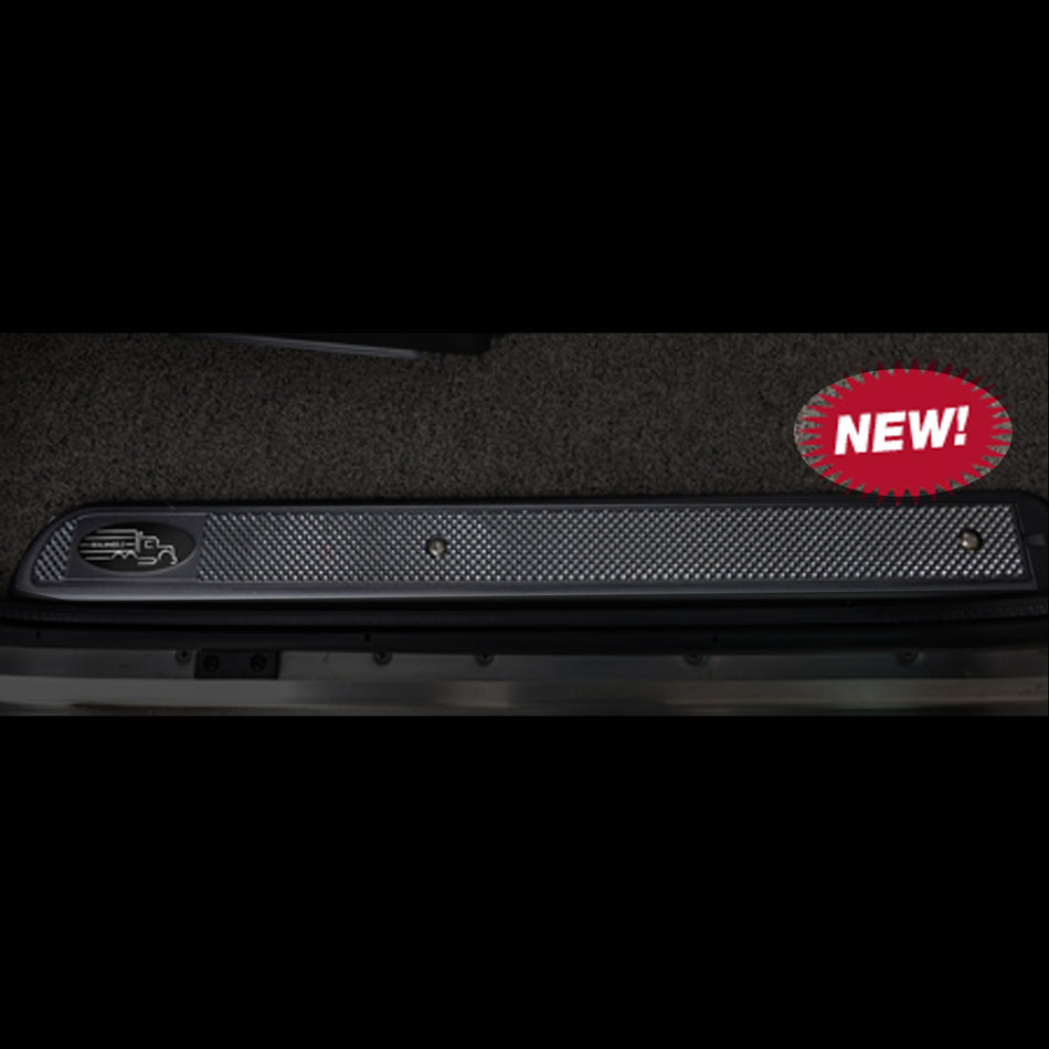 Peterbilt 389 Pyramid - Fine Cut - Diamond Series Door Sills (Aluminum or Black Finish)