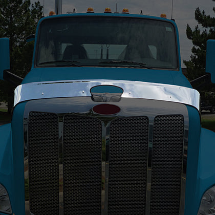 Trux - Peterbilt 579 Hood Shield Bug Deflector