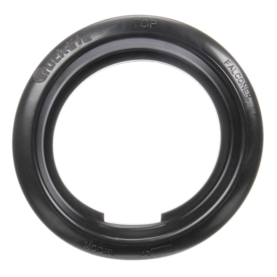 4" Round Rubber Grommet (4.5" hole)