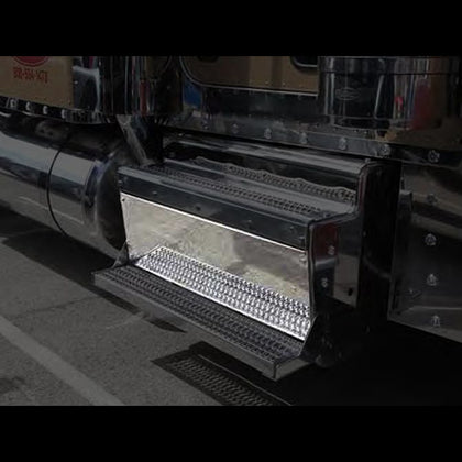 Roadworks - Peterbilt 388/389 Stainless Steel DPF Box Side Cover