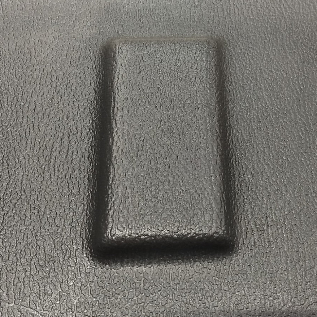 Minimizer Plastic Fender Arm with Bolts