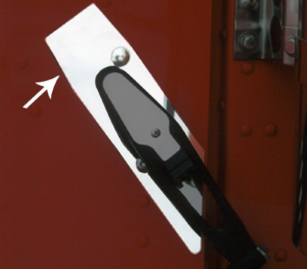 Roadwork's Peterbilt 379 Hood Latch Treatments