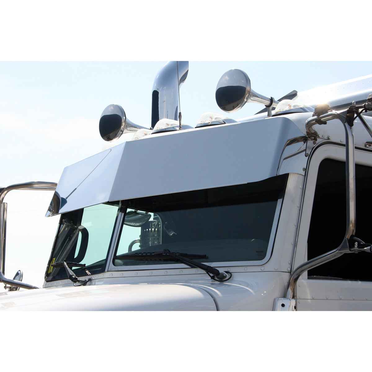 Peterbilt 379/389 Flat to the Windshield 12" Gangster Visor